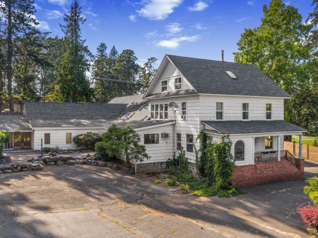 House for sale in White Salmon, Washington