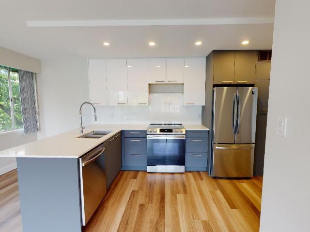 Apartment for rent in Lower Davie, Vancouver