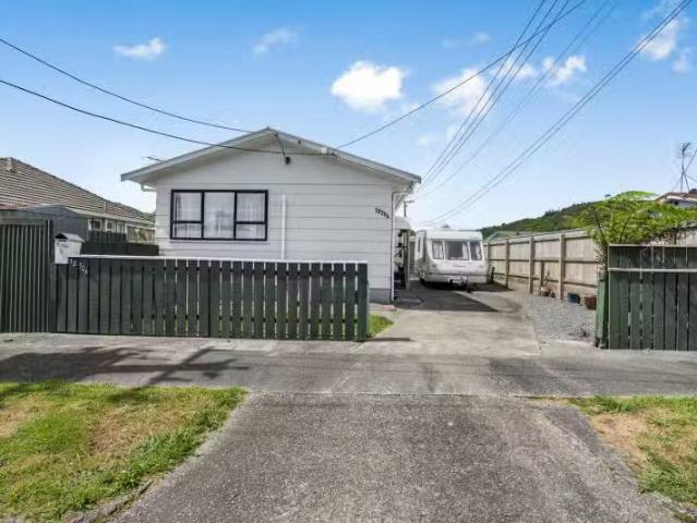 House for sale in Days Bay, Wellington