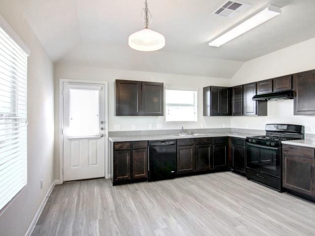 Property for rent in Rosharon, Texas