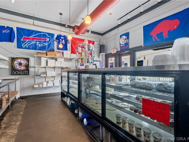 Commercial for sale in Jeffersonville, Clark County