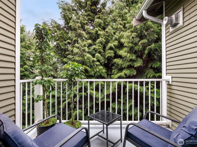Condo for sale in Everett, Washington