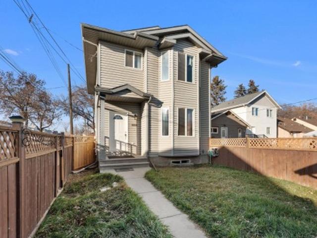 Duplex for sale in Wedgewood, Alberta