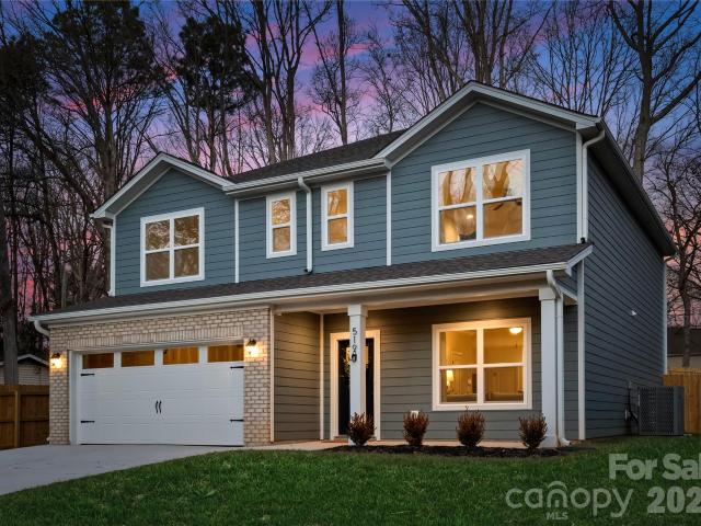 House for sale in Mecklenburg, North Carolina