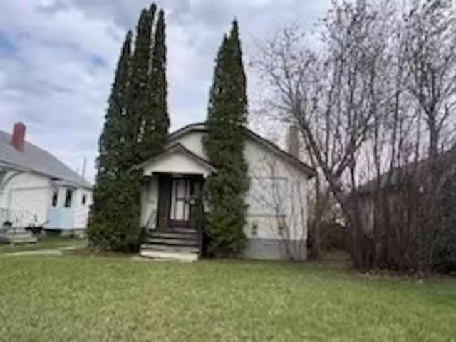 House for sale in Wedgewood, Alberta