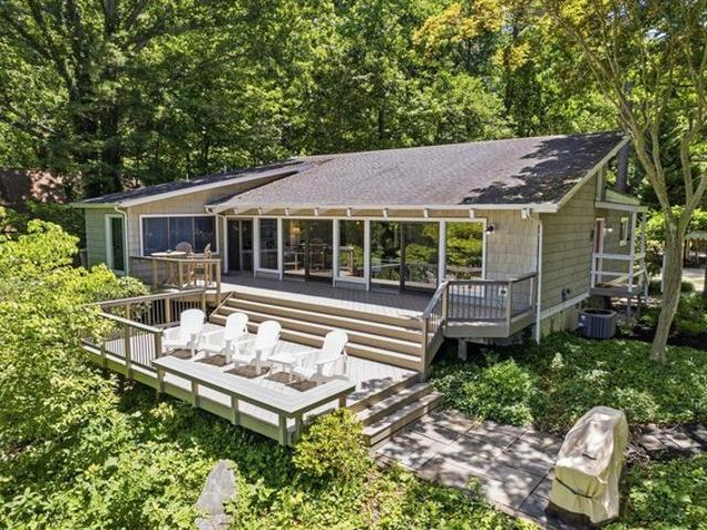 House for sale in Lusby, Maryland