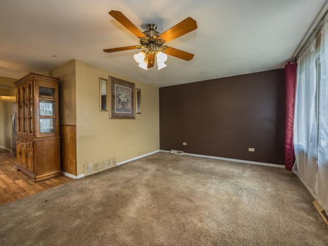 House for sale in Chicago Park, Illinois
