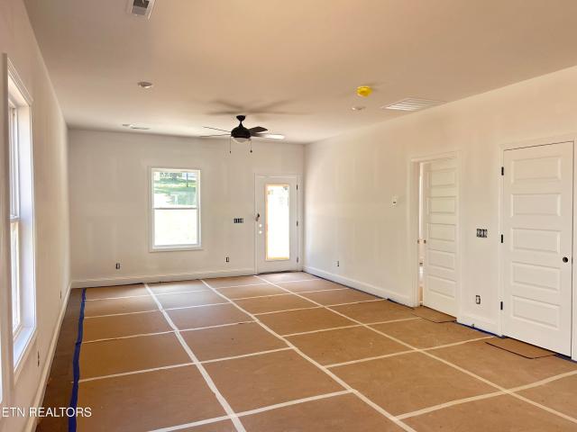 House for sale in Farragut