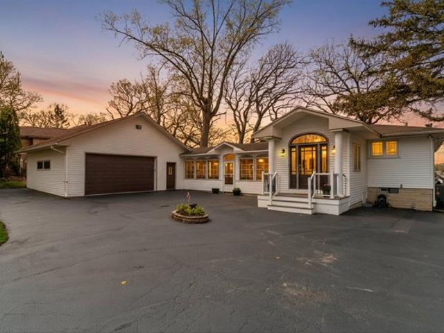 House for sale in Salem, Wisconsin