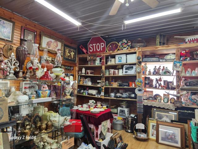 Commercial for sale in Hickory, Missouri