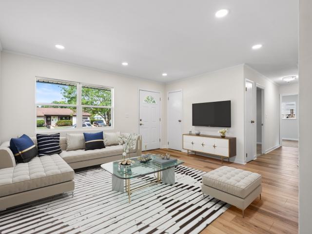 House for sale in Aurora, Illinois