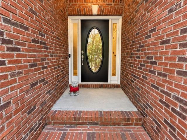 House for sale in Hoschton, Barrow County