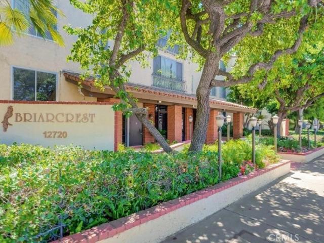 Condo for sale in Canoga Park, California