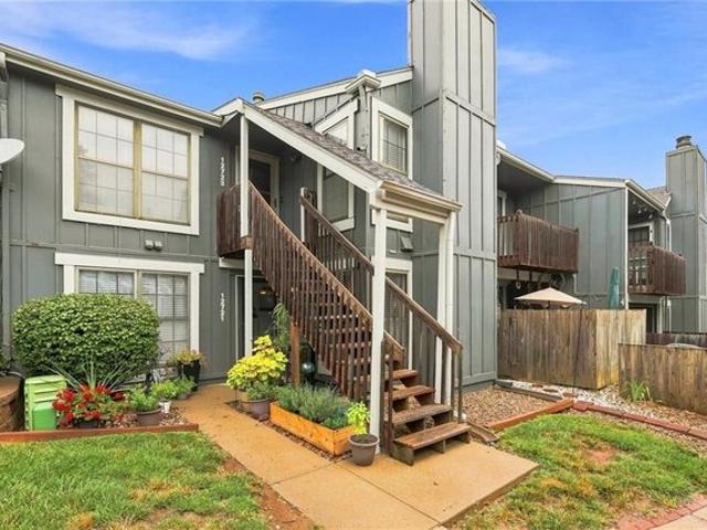 Condo for sale in Kansas