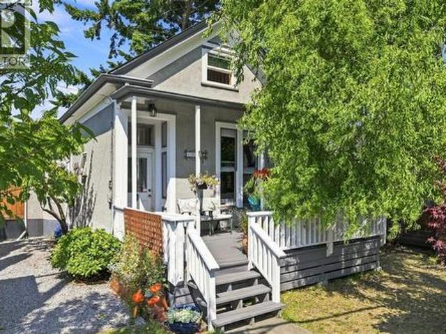 House for sale in Victoria, British Columbia