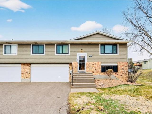 Townhouse for sale in Ramsey, Minnesota