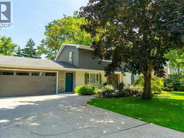 House for sale in Brights Grove, Ontario