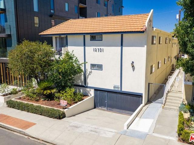 House for sale in Canoga Park, California