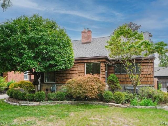 House for sale in Huntington Woods, Michigan