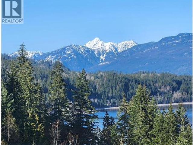 Property for sale in Balfour, British Columbia