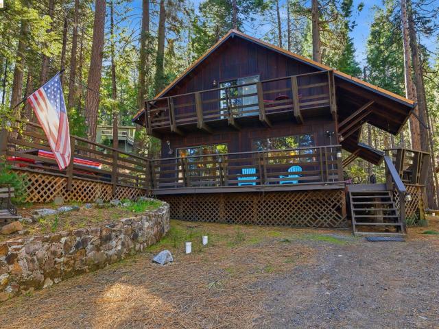 Property for sale in Arnold, California