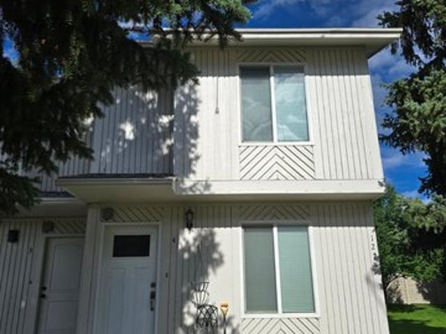 Townhouse for sale in Cache, Utah