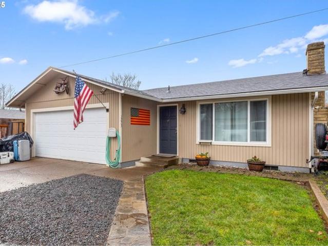 House for sale in Oregonia