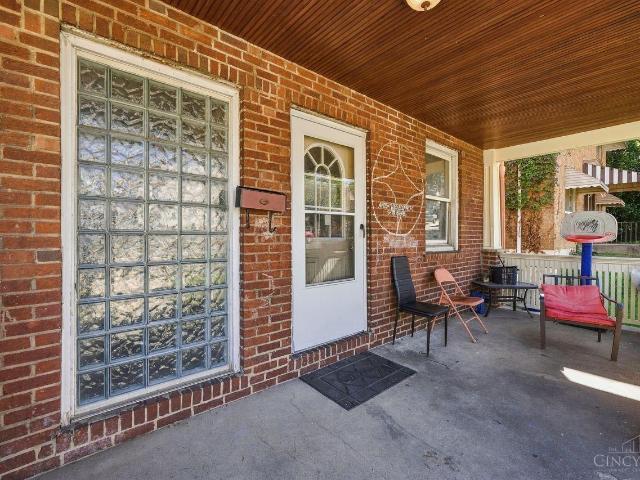 House for sale in Saint Lawrence Corners, Cincinnati