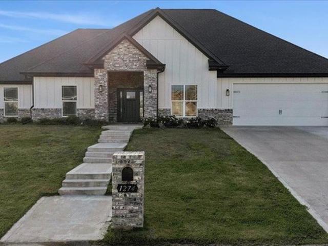 House for sale in Bridge City, Texas