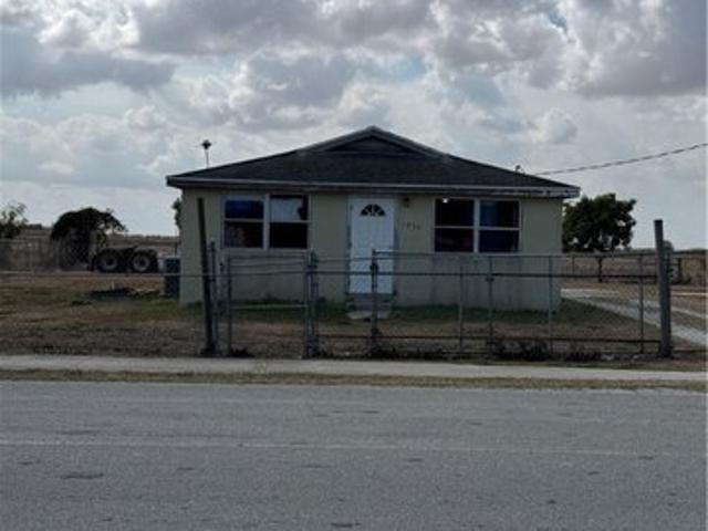 House for sale in Clewiston, Florida