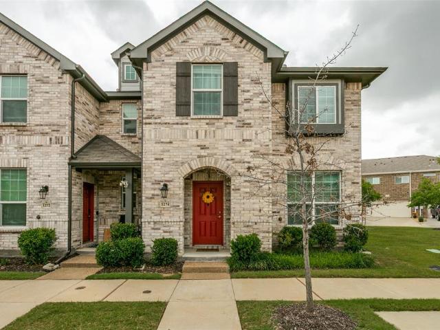 Townhouse for sale in Denton, Texas