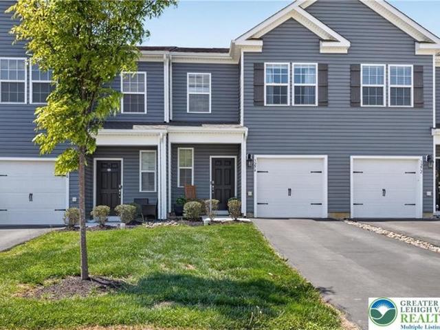 Townhouse for sale in Lehigh, Pennsylvania