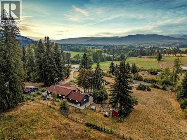 House for sale in Spallumcheen, British Columbia
