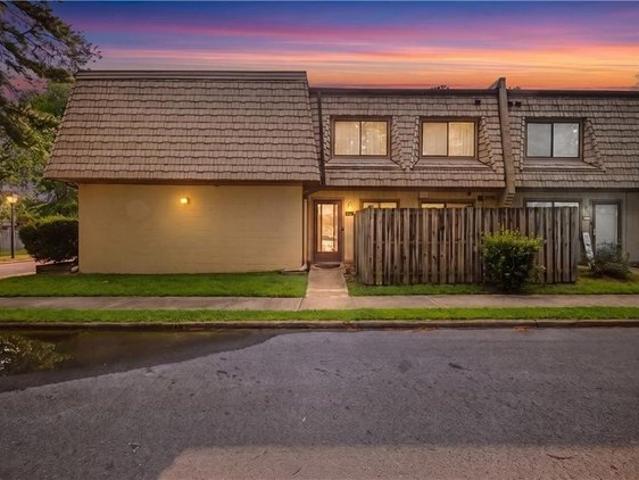 Condo for sale in Virginia