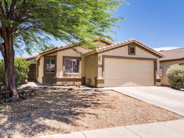 House for sale in Vail, Arizona
