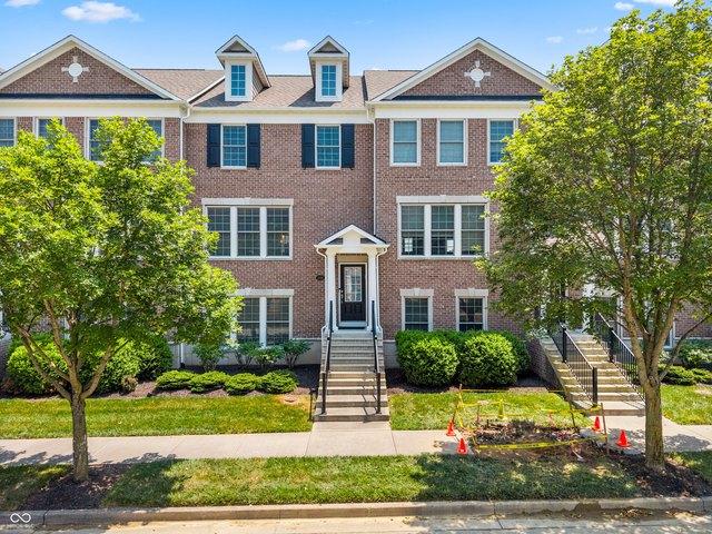 Townhouse for sale in Carmel, Indiana