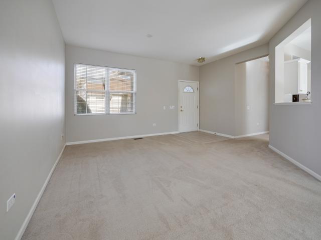 Condo for sale in Mchenry, Illinois