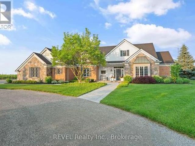 House for sale in Niagara, Ontario