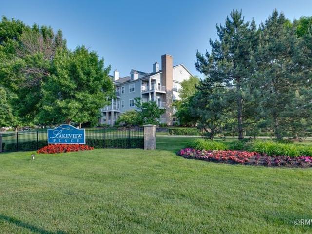 Condo for sale in Addison, DuPage County