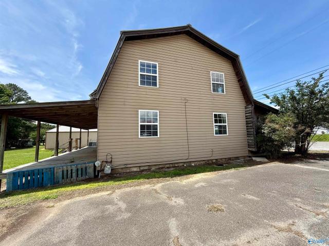 Commercial for sale in Guntersville, Alabama