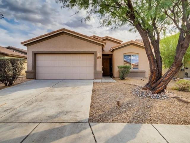 House for sale in Vail, Arizona