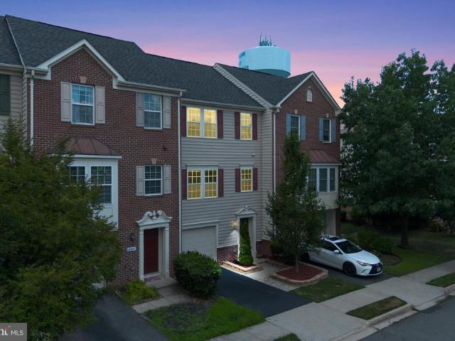 Townhouse for sale in Woodbridge