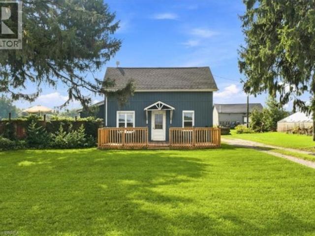 House for sale in Delhi, Ontario
