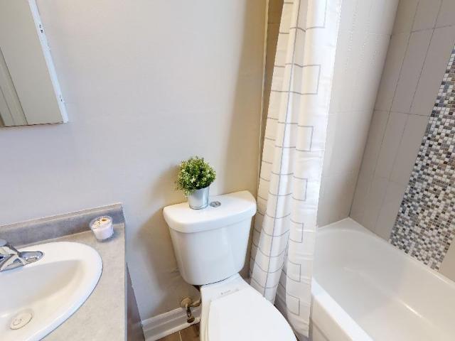 Apartment for rent in Mulhurst Bay, Ontario
