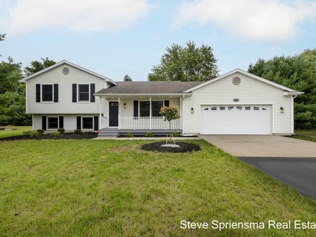 House for sale in Cedar Springs, Michigan