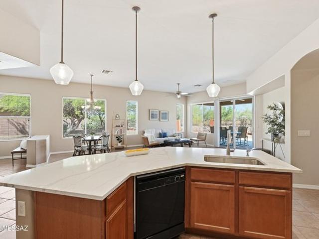 House for sale in Marana, Arizona