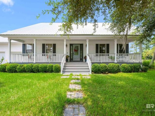 House for sale in Stapleton, Alabama
