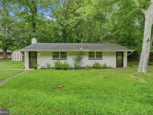 House for sale in Lusby, Maryland