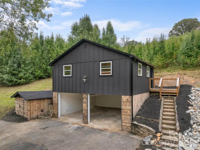 House for sale in Spring Hill, Canton