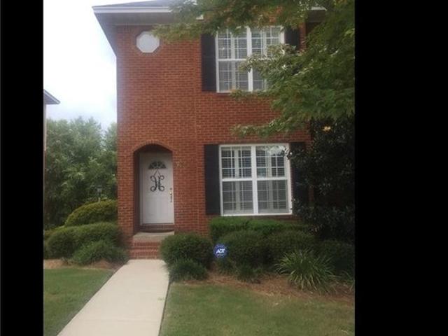 Townhouse for sale in Auburn, Alabama
